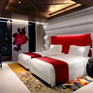 Mira Moon 5*, Hong Kong China